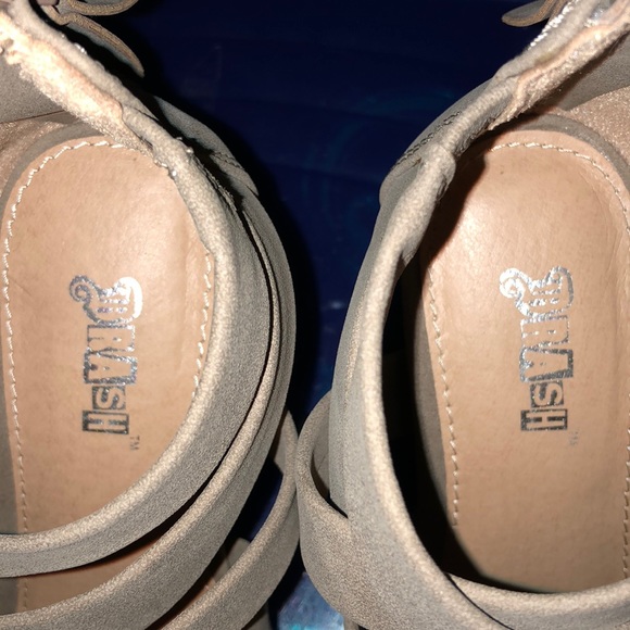 Brash size 6.5 nude heel wedges - Picture 3 of 3